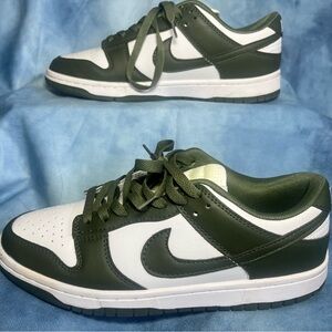 Nike Women’s Dunk Low Green”Medium Olive”